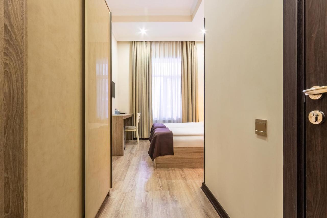 Deluxe City Hotel Baku Bagian luar foto