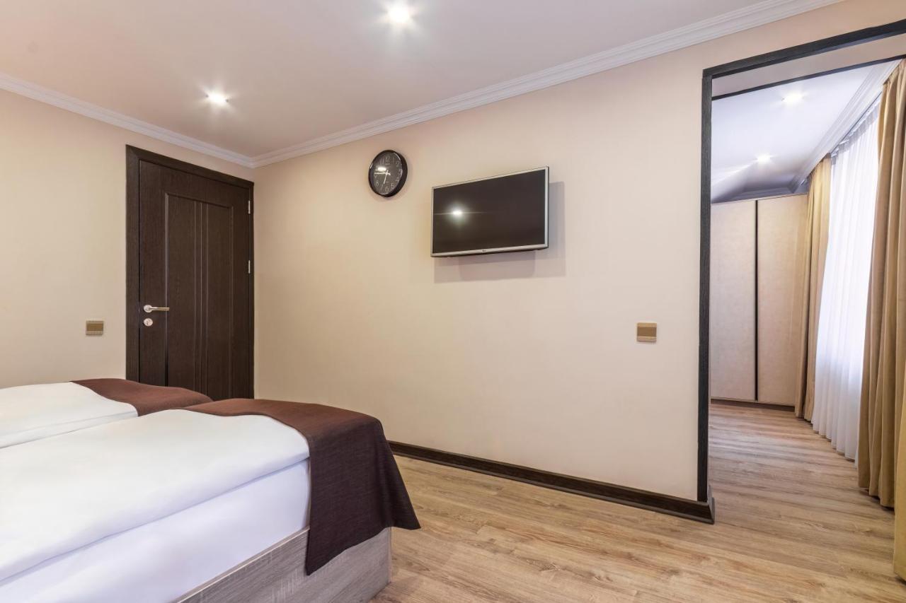 Deluxe City Hotel Baku Bagian luar foto